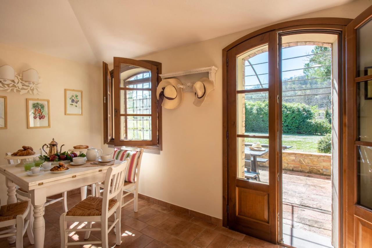 Borgo San Benedetto Pensión Montaione Exterior foto